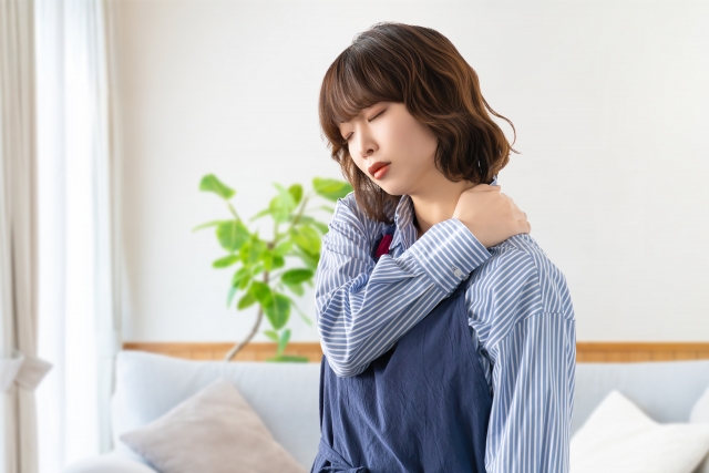 肩こりに悩む方のイメージ あさば整体院守谷院