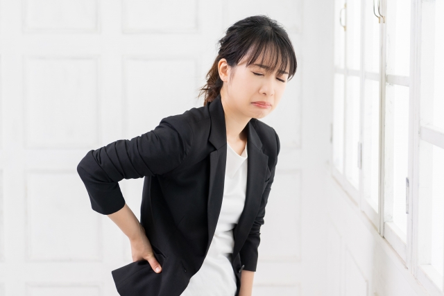 腰痛に悩む方のイメージ あさば整体院守谷院